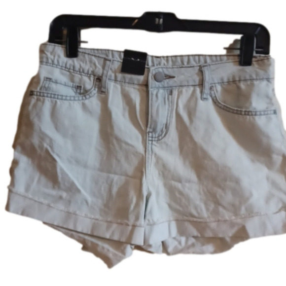NWT Calvin Klein blue mist colored shorts. Size 4. Great gift idea! - Picture 1 of 13